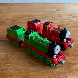 2 x Thomas & Friends Metal Take n Play Trains “Henry” and “James”